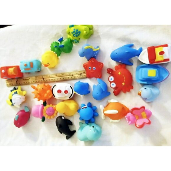 Assorted Kids Bath Time Toys Animal Vehicle Shapes 25 Pcs Soft Rubber Bath Play - Picture 2 of 9